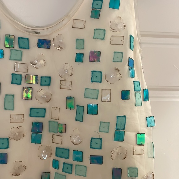 Elie Tahari tank with sequin embellishment - Picture 2 of 6